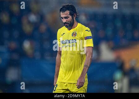 VILLARREAL, SPAGNA - NOVEMBRE 05: Raul Albiol di Villarreal CF durante la partita UEFA Europa League tra Villareal CF e Maccabi Tel Aviv all'Estadio de la Ceramica il 05 novembre 2020 a Villarreal, Spagna. (Foto di Pablo MoranoOrange Pictures) Foto Stock