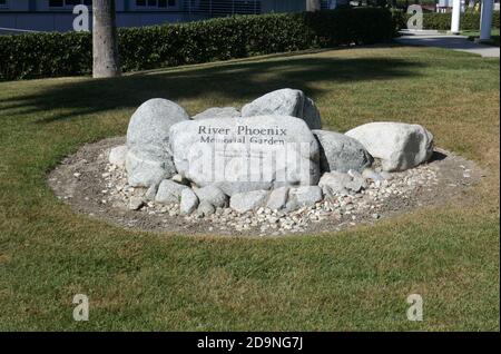 Arcadia, California, USA 4 novembre 2020 UNA visione generale dell'atmosfera del River Phoenix Memorial Garden presso il Methodist Hospital a 300 W. Huntington Drive il 4 novembre 2020 ad Arcadia, California, USA. Foto di Barry King/Alamy Stock foto Foto Stock