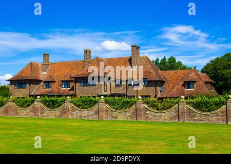 Bel palazzo vecchio stile a Sandgate-un villaggio nel Folkestone e Hythe Urban Area nel Folkestone e Hythe distretto di Kent, Inghilterra Foto Stock