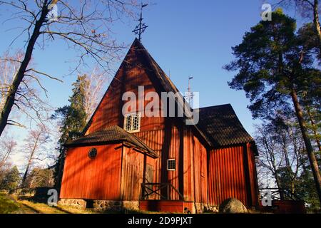 La vecchia chiesa dell'isola di Seurasaari a Helsinki, Finlandia Foto Stock