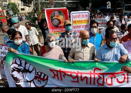 Dhaka, Bangladesh - 07 novembre 2020: I membri del Bangladesh indù buddista Christian Unity Council si radunano contro la violenza comunitaria mentre vengono lanciati Foto Stock