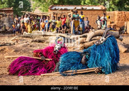 Danze con maschere animali del popolo BWA, Burkina Faso Foto Stock