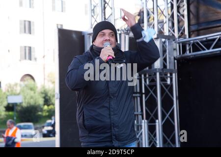 Roma, Italia. 07 novembre 2020. Giuliano Castellino, leader della forza Nuova (Foto di Matteo Nardone/Pacific Press) Credit: Pacific Press Media Production Corp./Alamy Live News Foto Stock