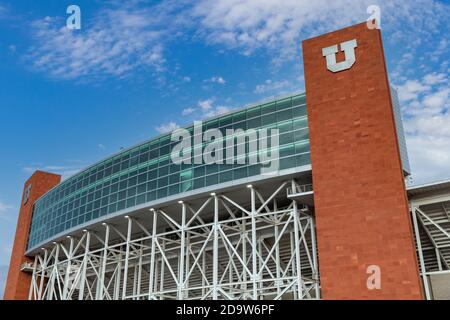 Salt Lake City, UT / USA - 6 novembre 2020: Rice-Eccles Stadium, sede della squadra di calcio Utah Utes, e le Olimpiadi invernali del 2002 Foto Stock