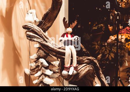 Natale decorazione cervo festa decorazioni corno giocattoli ghirlande nuovo anno Foto Stock