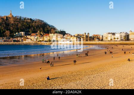 Spiaggia di la Concha. San Sebastian, Gipuzkoa, Donostialdea, Paesi Baschi, Spagna, Europa Foto Stock