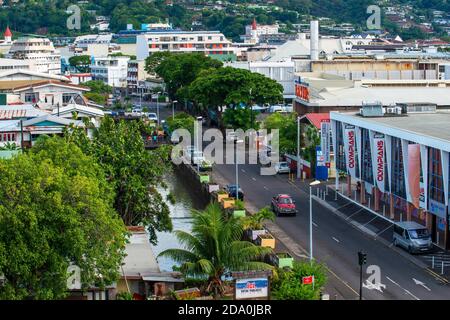 Panoramica del centro di Papeete. Tahiti, Polinesia francese, porto di Papeete, Tahiti Nui, Isole della Società, Polinesia francese, Sud Pacifico Foto Stock