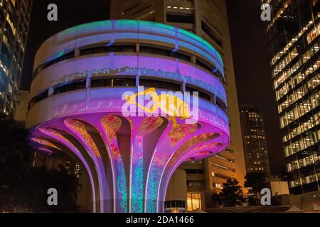 Paesaggio urbano panoramico notturno da Sidney il 2019 febbraio Foto Stock