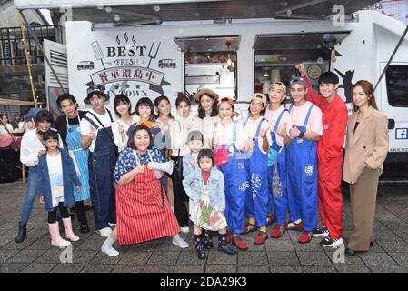 Taipei. 8 novembre 2020. Fandy Fan registra la TV show °dining car intorno all'isola± con Kuei-Mei Yang, Ming-Shuai Shih e Wen Chen-ling a Penghu, Taiwan, Cina il 08 novembre 2020.(Photo by TPG) Credit: TopPhoto/Alamy Live News Foto Stock