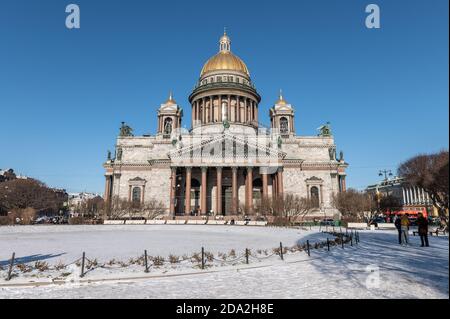 Sankt Petersburg, Russia. 29 Feb 2020. Vista esterna della Cattedrale di Sant'Isacco. Credit: Silas Stein/dpa/Alamy Live News Foto Stock