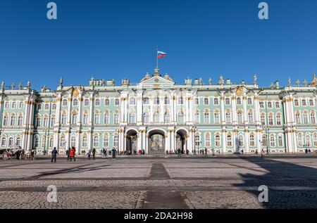 Sankt Petersburg, Russia. 29 Feb 2020. Vista esterna dell'Hermitage. Credit: Silas Stein/dpa/Alamy Live News Foto Stock