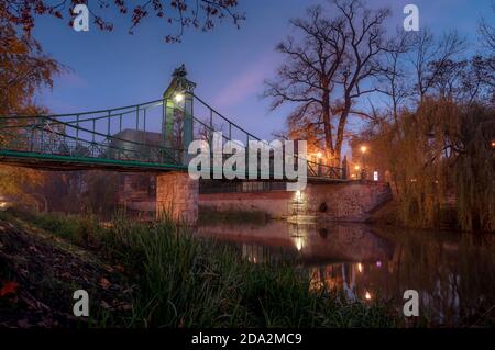 Bella foto del Ponte Verde a Opole, Polonia in serata Foto Stock