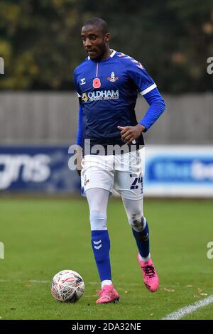 Hampton, Regno Unito. 8 novembre 2020. LONDRA, INGHILTERRA. 8 NOVEMBRE Oldham Athletic's Dylan Bahamboula durante la partita della fa Cup tra Hampton & Richmond Borough e Oldham Athletic al Beveree Stadium di Hampton domenica 8 novembre 2020. (Credit: Eddie Garvey | MI News) Credit: MI News & Sport /Alamy Live News Foto Stock