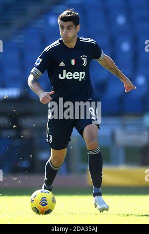 Roma, Italia. 8 novembre 2020. Alvaro Morata del Juventus FC in azione durante la Serie A Football Match tra SS Lazio e Juventus FC allo Stadio Olimpico di Roma, 8 novembre 2020. Photo Antonietta Baldassarre/Insifefoto Credit: Insifefoto srl/Alamy Live News Foto Stock