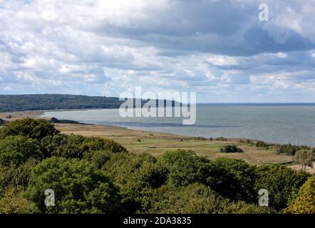 Veduta aerea della Laguna di Vistola a Frombork, Polonia. Vista dalla Torre Radziejowski sulla collina della Cattedrale Foto Stock