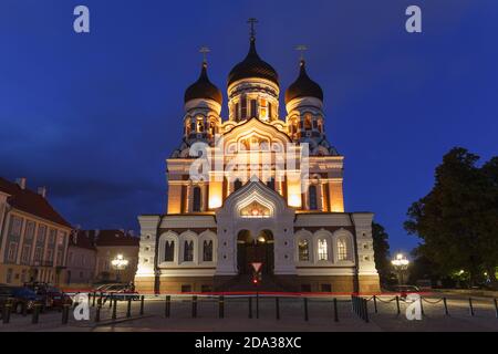 Vista notturna della Cattedrale Alexander Nevsky, Tallinn, Estonia Foto Stock