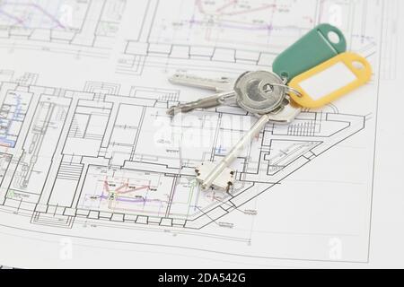 progettare la modellazione dell'alloggiamento di una serie di chiavi per casa sul progetto architettonico della casa Foto Stock