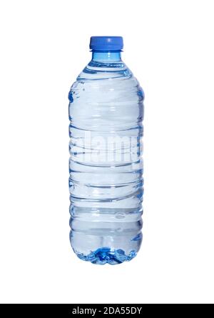 Bottiglie d'acqua isolate su sfondo bianco. Bottiglia trasparente di acqua minerale per animali domestici. Foto Stock