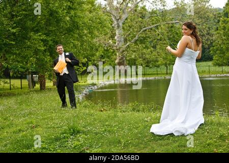 HUMEROUS SPOSA DA PESCA CON 'GUARDIANO' CATTURA Foto Stock