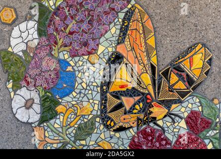 Tessere mosaico sul centro congressi Albuquerque di Cassandra Reid e apprendisti Foto Stock