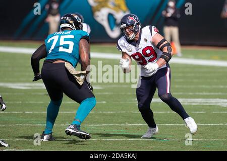 Jacksonville Jaguars offensive tackle Jawaan Taylor (75) runs onto the  field during a NFL football game against the Indianapolis Colts, Sunday,  September 18, 2022 in Jacksonville, Fla. (AP Photo/Alex Menendez Stock  Photo - Alamy