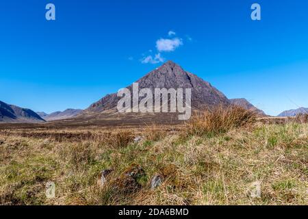 La maestosa catena montuosa Glencoe della Scozia Foto Stock