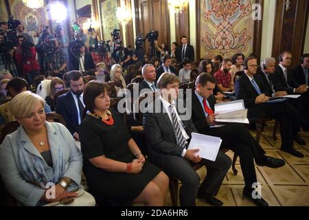 KIEV, UCRAINA - 06 settembre 2015: Conferenza stampa del direttore generale del Fondo monetario internazionale, Christine Lagarde e presidente dell'Ucraina Petro Poroshenko a Kiev Foto Stock