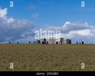 Stonehenge. Salisbury, Inghilterra. Patrimonio dell'umanità dell'UNESCO, considerato il più sofisticato dal punto di vista architettonico del mondo.4,500 anni di storia. Foto Stock
