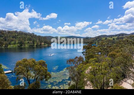 Vista aerea del lago ricreativo di Lyell vicino a Lithgow nella regione Nuovo Galles del Sud Australia Foto Stock