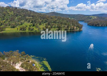 Vista aerea del lago ricreativo di Lyell vicino a Lithgow nella regione Nuovo Galles del Sud Australia Foto Stock