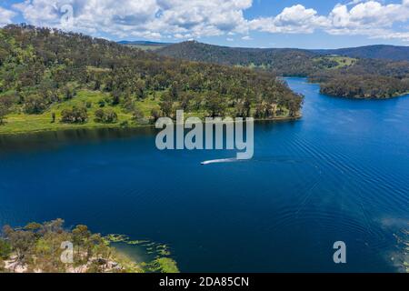 Vista aerea del lago ricreativo di Lyell vicino a Lithgow nella regione Nuovo Galles del Sud Australia Foto Stock