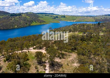 Vista aerea del lago ricreativo di Lyell vicino a Lithgow nella regione Nuovo Galles del Sud Australia Foto Stock