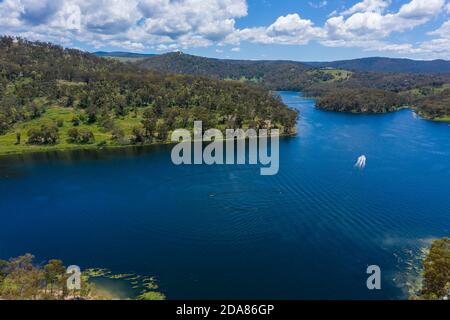 Vista aerea del lago ricreativo di Lyell vicino a Lithgow nella regione Nuovo Galles del Sud Australia Foto Stock