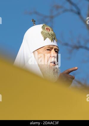 KIEV, UCRAINA - 14 ottobre 2018: Primate della Chiesa ortodossa Ucraina del Patriarcato di Kiev, Patriarca di Kiev e di tutta la Russia-Ucraina Filaret durante la preghiera per l'Ucraina in Piazza Sofia, a Kiev Foto Stock