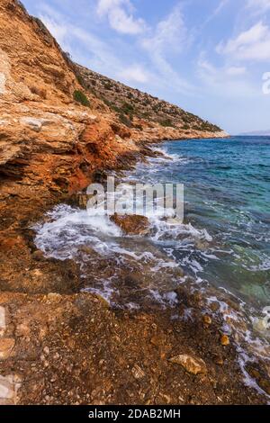 Vista sulla spiaggia di Agia Theodoti, una delle più tranquille di iOS. Grecia. Foto Stock