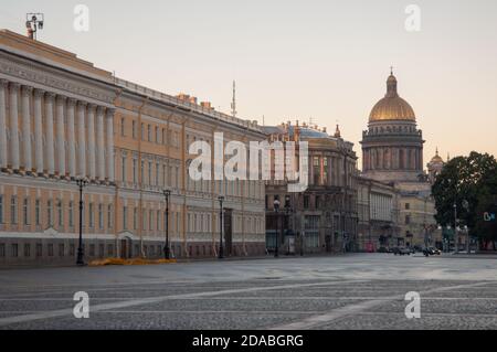 La Piazza del Palazzo San Pietroburgo Russia Foto Stock