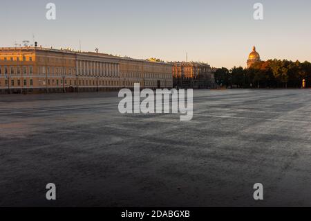 La Piazza del Palazzo San Pietroburgo Russia Foto Stock