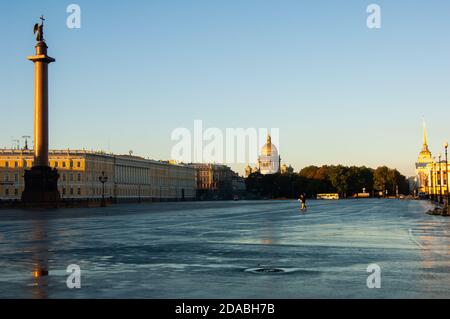 La Piazza del Palazzo San Pietroburgo Russia Foto Stock