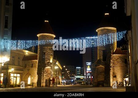 Porta di Viru a Tallinn in Estonia Foto Stock