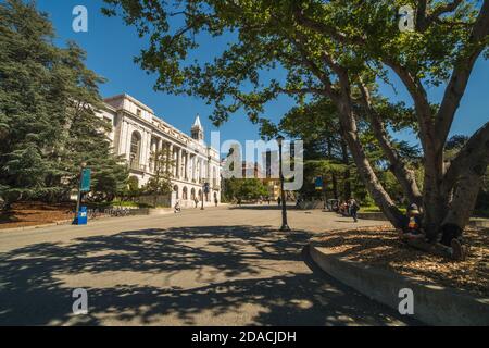 Berkeley, USA - MARZO 18 2019: Vista dell'Università della California, Berkeley in una giornata di sole Foto Stock