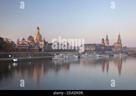 Geografia / viaggio, Germania, Sassonia, Dresda, vista sul centro storico di Dresdener, diritti aggiuntivi-clearance-Info-non-disponibile Foto Stock