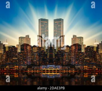 Immagine simmetrica astratta di New York. Doppia esposizione. Skyline di Manhattan al tramonto. New York Foto Stock