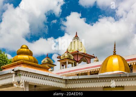 Sito di pellegrinaggio e tempio indù Lord Shiva, dettaglio, Lago Santo Grand Bassin, Ganga Talao, Mauritius, Africa, Oceano Indiano Foto Stock