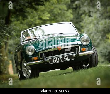 1972 verde MGB Roadster vettura sportiva a due porte. Foto Stock