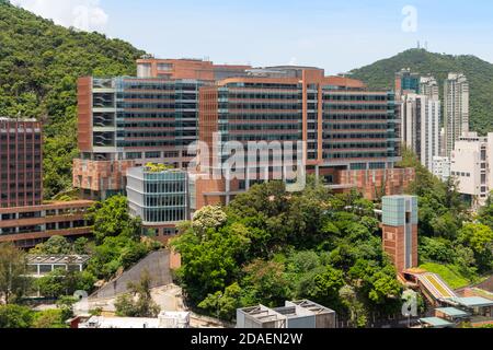 Paesaggio urbano di edifici intorno a Sai Ying Pun, Isola di Hong Kong Foto Stock