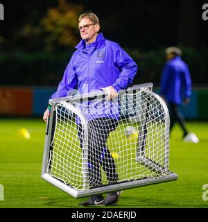 ZEIST, 09-11-2020 , Sportcentrum KNVB, Trainingscentrum KNVB in Zeist, stagione della Lega delle Nazioni 2020-2021. Formazione nazionale olandese. Olandese assistente allenatore allenatore Dwight Lodeweges durante l'allenamento. Foto Stock