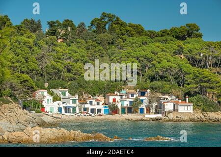 CASE DI PESCATORI CAMI DE RONDA CALA S’ALGUER PALAMOS COSTA BRAVA CATALOGNA Foto Stock