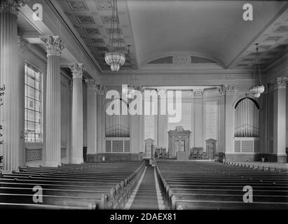 Auditorium dalla navata centrale a K.A.M. Temple, architetto Alfred Alschuler, a 49th e Drexel, a Chicago, Illinois, 1930. Foto Stock