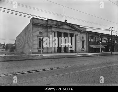 Prospetto della Madison Square state Bank, architetto Holabird e Roche, circa 1923-1936. Foto Stock