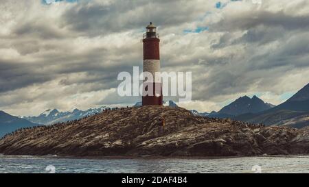 Faro su un isola nel Canale del Beagle, Ushuaia, Tierra del Fuego, Argentina, Sud America Foto Stock